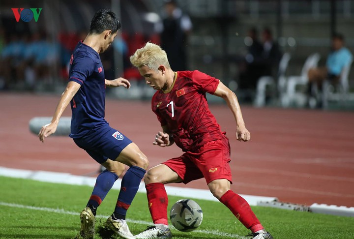 World Cup 2022: Vietnam draw Thailand in goalless qualifier - ảnh 2