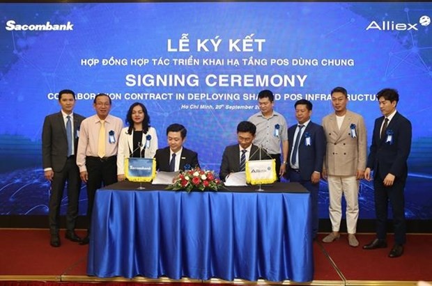 Sacombank, Alliex sign deal to deploy shared POS infrastructure - ảnh 1