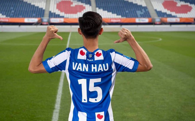 Doan Van Hau on track to become fifth most expensive player in Heerenveen - ảnh 1