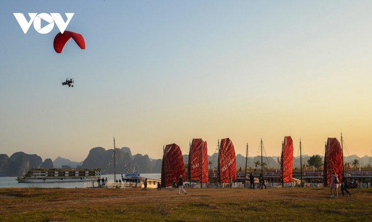 First Ha Long Winter Carnival gives visitors brand new experience  - ảnh 7