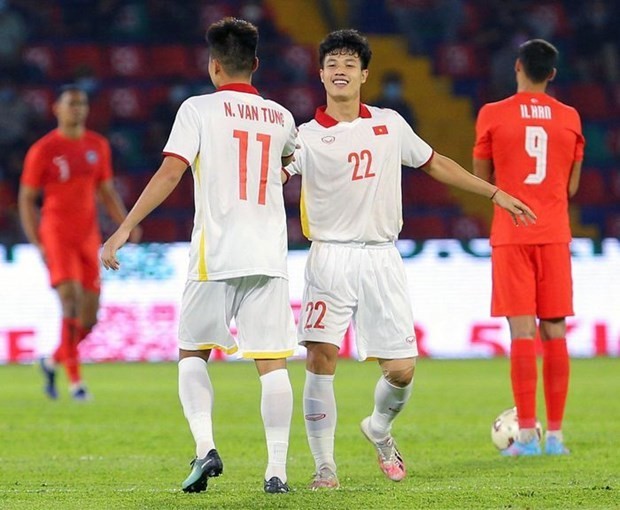 Vietnam trounce Singapore in opening match of 2022 AFF U23 Championship - ảnh 1