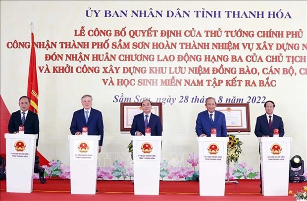 President attends events in Thanh Hoa province - ảnh 1