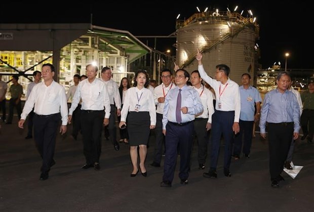 PM inaugurates key facilities at Southern Petrochemical Complex  - ảnh 1