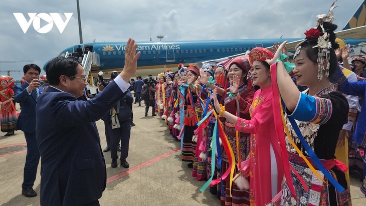 Prime Minister concludes China trip for CAEXPO, CABIS  - ảnh 1