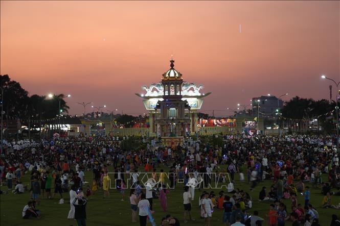 Thousands join ritual honoring Cao Dai Church’s Supreme Being - ảnh 1