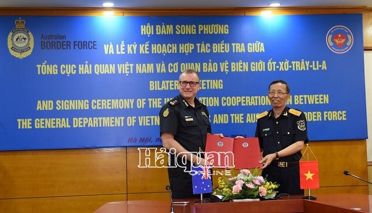 Vietnam, Australia strengthen fight against customs violations - ảnh 1