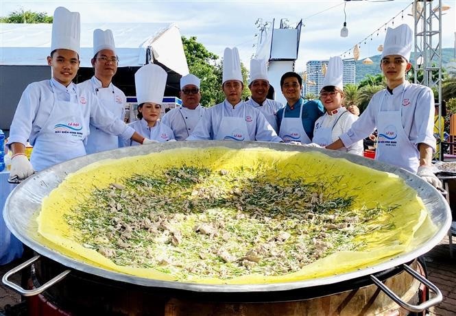 Over 100 southern local dishes spotlighted at HCM City festival - ảnh 1