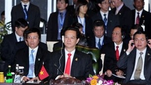 เวียดนามมีส่วนร่วมที่เข้มแข็งต่อการประชุมอาเซียนซัมมิต19 - ảnh 2