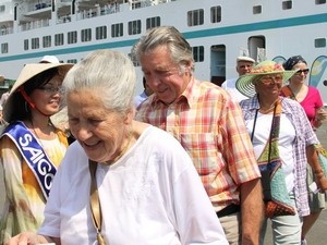 Saigontourist ต้อนรับนักท่องเที่ยวทางเรือ2.400คน - ảnh 1