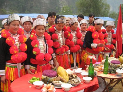 เทศกาล เก่าอาน- เอกลักษณ์วัฒนธรรมของชาวเย้าแทงอีในภาคเหนือของเวียดนาม - ảnh 2