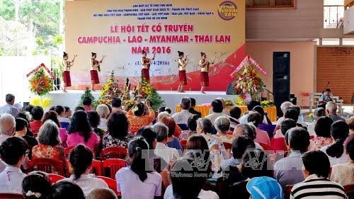 เทศกาลปีใหม่ประเพณีกัมพูชา-ลาว-ไทย-พม่า - ảnh 1