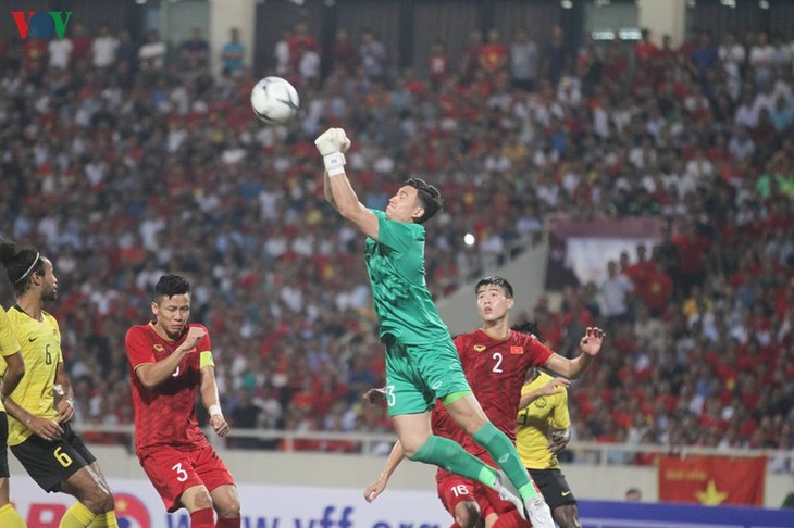 เวียดนามได้สามคะแนนหลังชนะมาเลเซีย 1-0  - ảnh 1