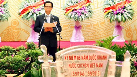 Prime Minister hosts National Day banquet in Hanoi - ảnh 1