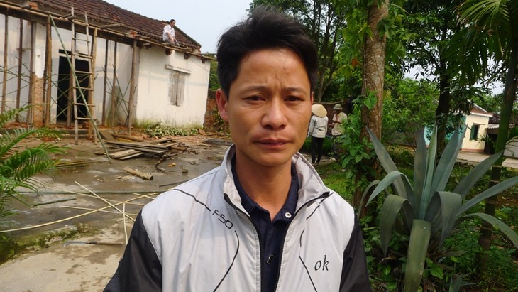 Tran Van Sinh, young hamlet chief in Mong Cai - ảnh 1