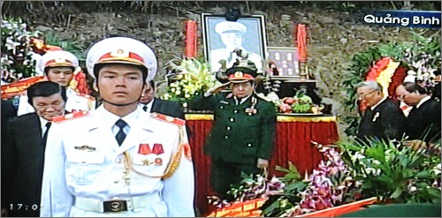 Memorial service and burial ceremony for General Giap - ảnh 20