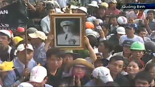 Memorial service and burial ceremony for General Giap - ảnh 17