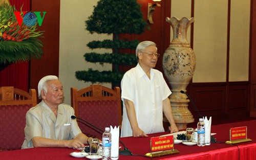 Party leader: sacrifices by former young volunteers acknowledged - ảnh 1