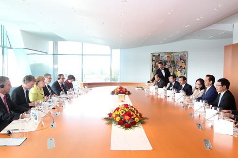 PM holds talks with German Chancellor Angela Merkel - ảnh 3