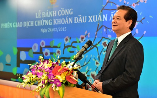 Prime Minister: Vietnam’s securities market must integrate further into the global market - ảnh 2