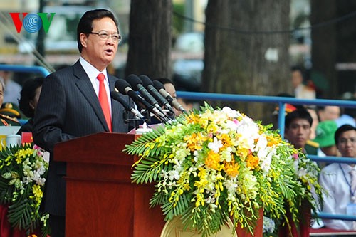 Meeting marking 40th anniversary of national reunification - ảnh 2