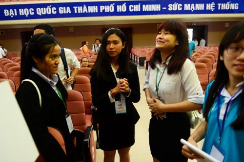 Vietnam’s first international student scientific forum opens - ảnh 1