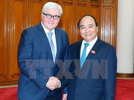 越南政府总理阮春福会见德国外交部长施泰因迈尔 - ảnh 1