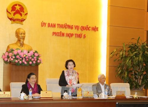 越南国会常务委员会第五次会议闭幕 - ảnh 1
