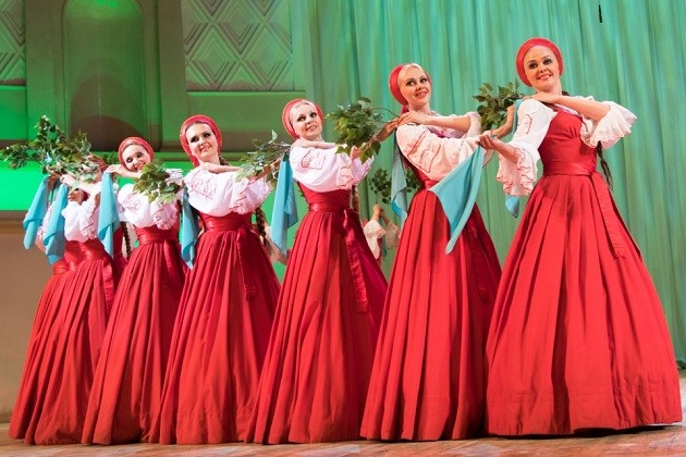 俄罗斯国家模范“小白桦”舞蹈艺术团即将来越演出 - ảnh 1