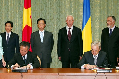 Verstärkung der Beziehungen zwischen Vietnam und der Ukraine - ảnh 1