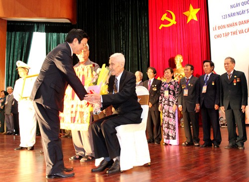Auszeichnung für ehemalige Häftlinge von Con Dao - ảnh 1
