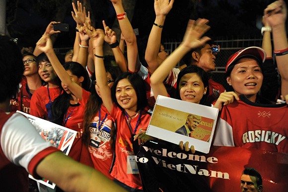 Erste Bilder des englischen Fußballkubs Arsenal London in Vietnam - ảnh 2