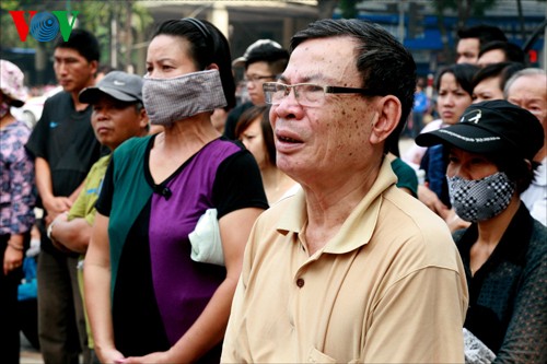 Bürger in Dien Bien trauern um den Tod des Generals Vo Nguyen Giap - ảnh 2