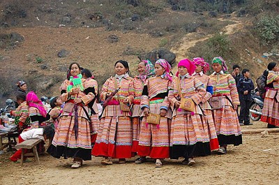 Das Frühlingsfest der Mong in Meo Vac - ảnh 1