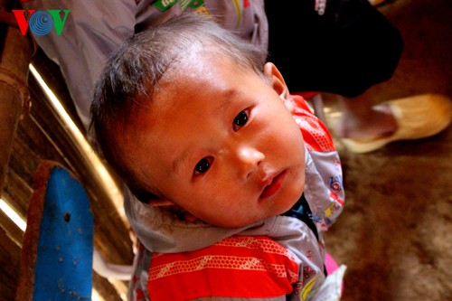 Kinderaugen im vietnamesischen Hochland - ảnh 10
