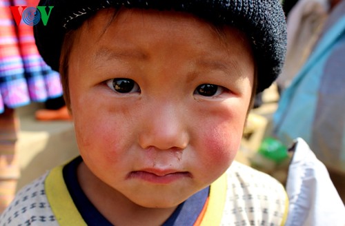 Kinderaugen im vietnamesischen Hochland - ảnh 5