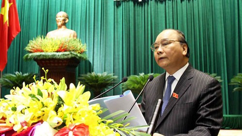 Vizepremierminister Nguyen Xuan Phuc: verstärkt über Gesetzaufklärung - ảnh 1
