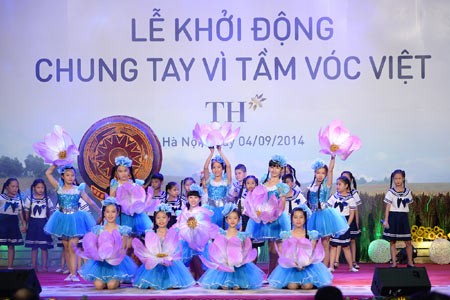 Start des Programms „Gemeinsam für Entwicklung vietnamesischer Kinder“ - ảnh 1