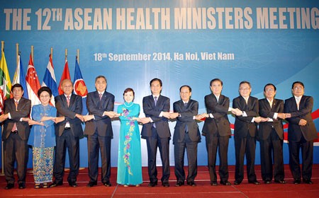 ASEAN-Gesundheitsminister gaben drei gemeinsame Erklärungen ab - ảnh 1