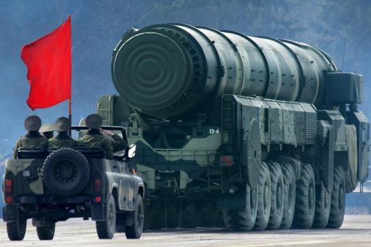 Russland betont Recht auf Stationierung von Atomwaffen auf der Krim - ảnh 1
