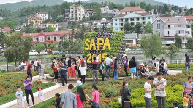 Eröffnung der Tourismus-Woche in Sapa 2015 - ảnh 1