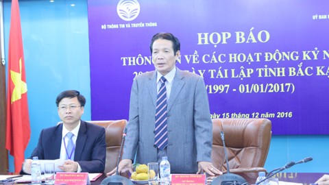 Aktivitäten zum 20. Jahrestag der Wiedergründung der Provinz Bac Kan - ảnh 1