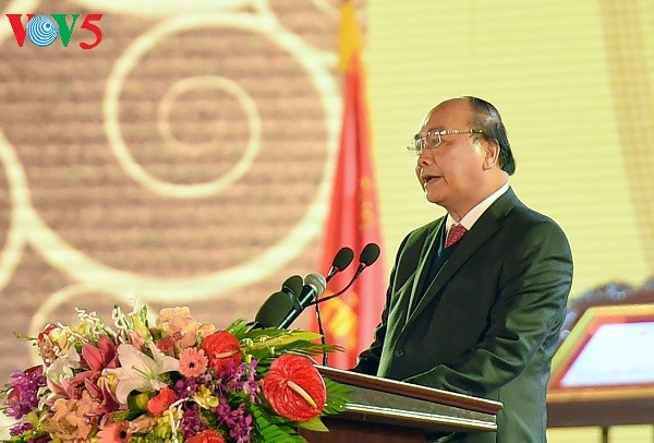 Premierminister Nguyen Xuan Phuc nimmt an Feier des 185. Jahrestags der Gründung von Bac Ninh teil - ảnh 1