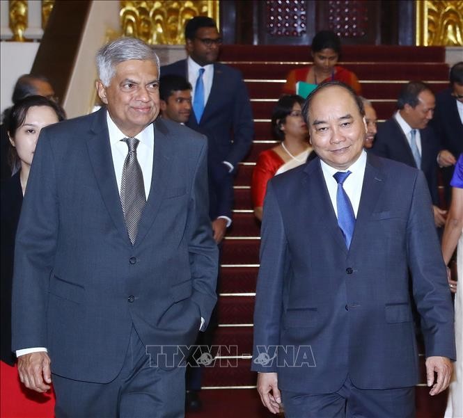 Premierminister Nguyen Xuan Phuc empfängt Amtskollegen aus Sri Lanka - ảnh 1