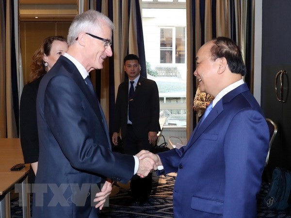Premierminister Nguyen Xuan Phuc empfängt  Ministerpräsident der Flämischen Regierung - ảnh 1