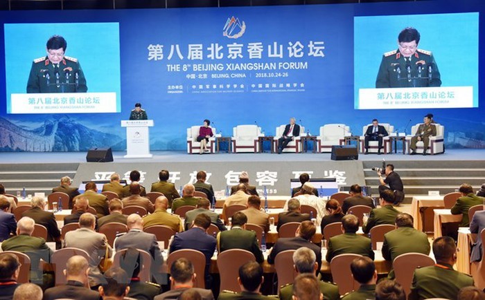 Verteidigungsminsiter Ngo Xuan Lich nimmt an Eröffnung des Peking-Xiangshan Forums teil - ảnh 1