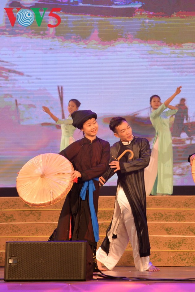 Eröffnung des Festivals der Kultur, des Sports und des Tourismus der verschiedenen Volksgruppen im Nordosten Vietnams - ảnh 14