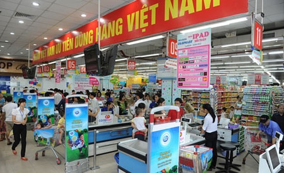 Patriotische Vietnamesen bevorzugen vietnamesische Waren - ảnh 1