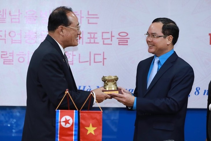 Verstärkung der Zusammenarbeit zwischen Gewerkschaften Nordkoreas und Vietnams - ảnh 1