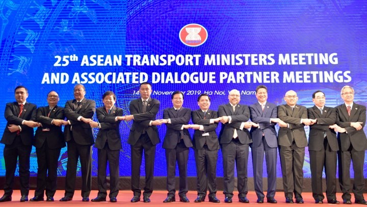 Eröffnung der Verkehrsminister der ASEAN (ATM25) - ảnh 1