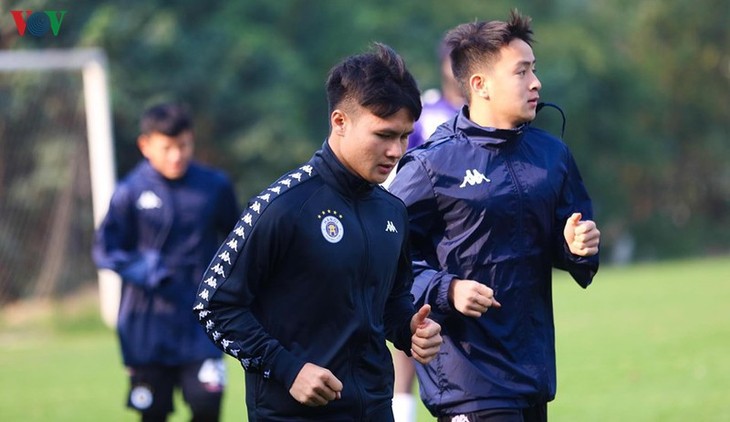 Hanoi FC spendet rund 600.000 Euro für die Bekämpfung von Covid-19 - ảnh 1